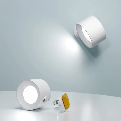 Twin-Beam Studio Lamp